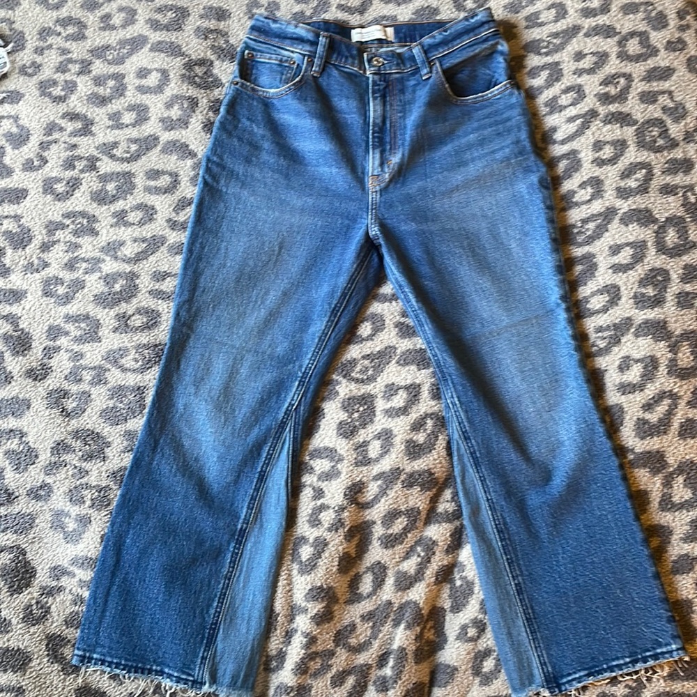 EUC Abercrombie kick ankle flare size 8 29 dark blue high rise